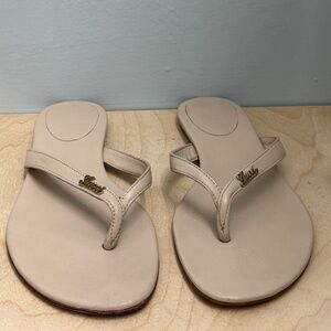 Gucci thong sandals